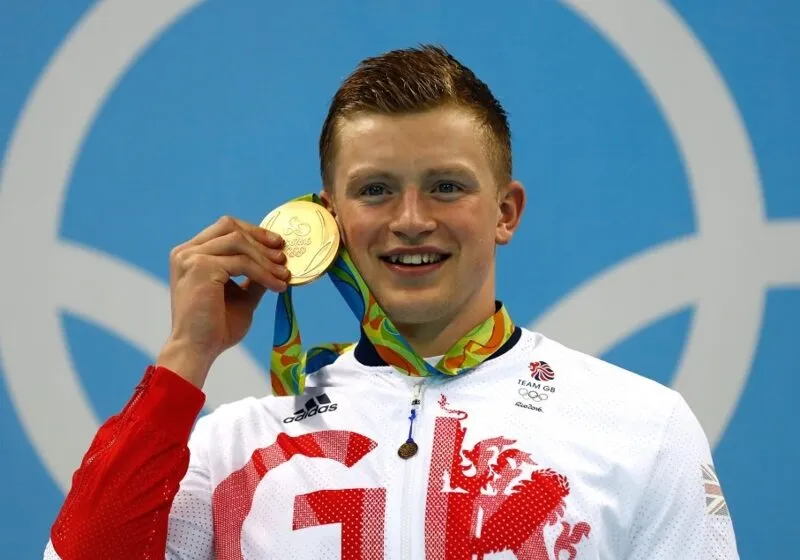kình ngư Adam Peaty
