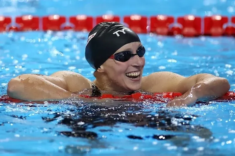Katie Ledecky giành chiến thắng 800m tự do