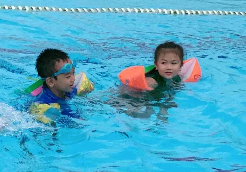 hồ bơi nguyễn tri phương quận 10