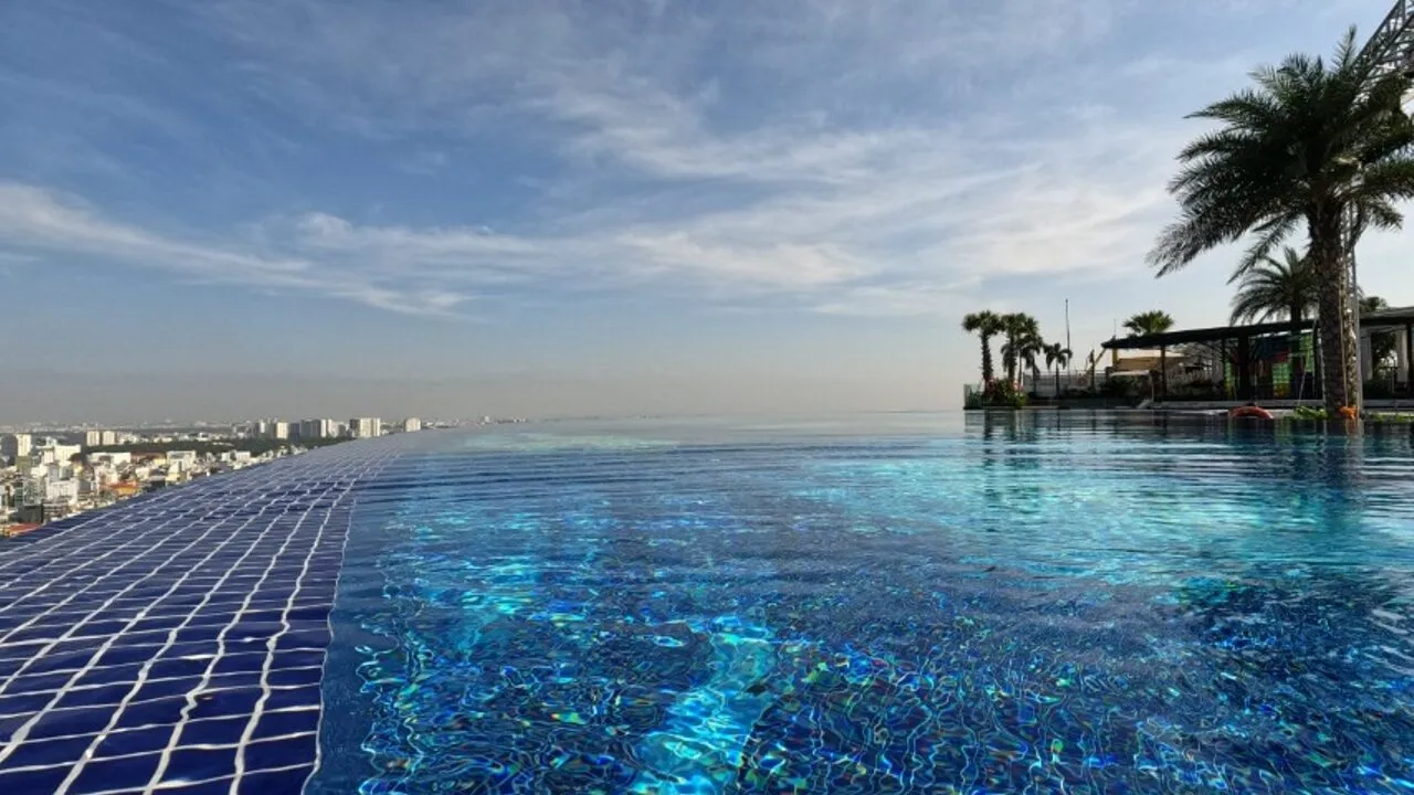 hồ bơi landmark 81