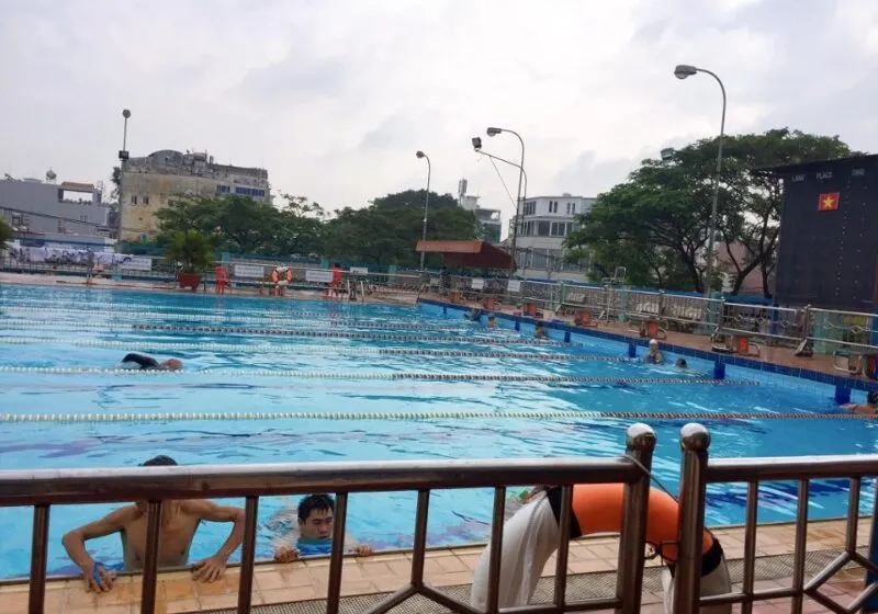 bài đánh giá về hồ bơi nguyễn tri phương