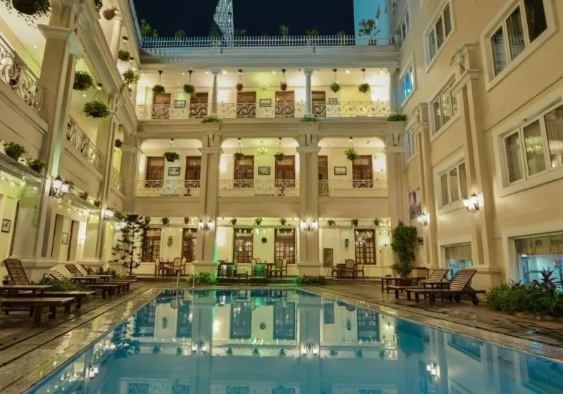 những hồ bơi quận 1