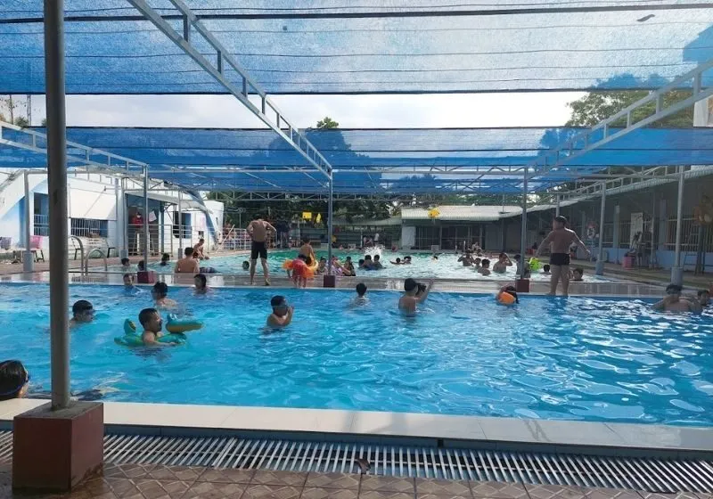 Hồ bơi Võ Trường Toản q12