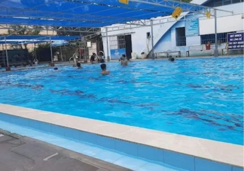 hồ bơi võ trường toản